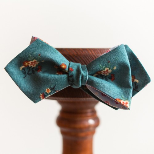 Бирюзовая галстук-бабочка с нежными цветами, «Izotop Green»