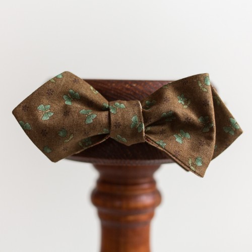 Стильная галстук-бабочка с нежными тюльпанами, «Tulip green»
