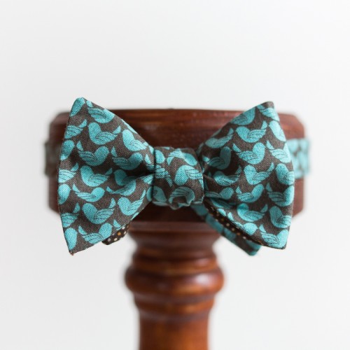 Голубая галстук-бабочка с воробьями, ручной работы, «Tweets»